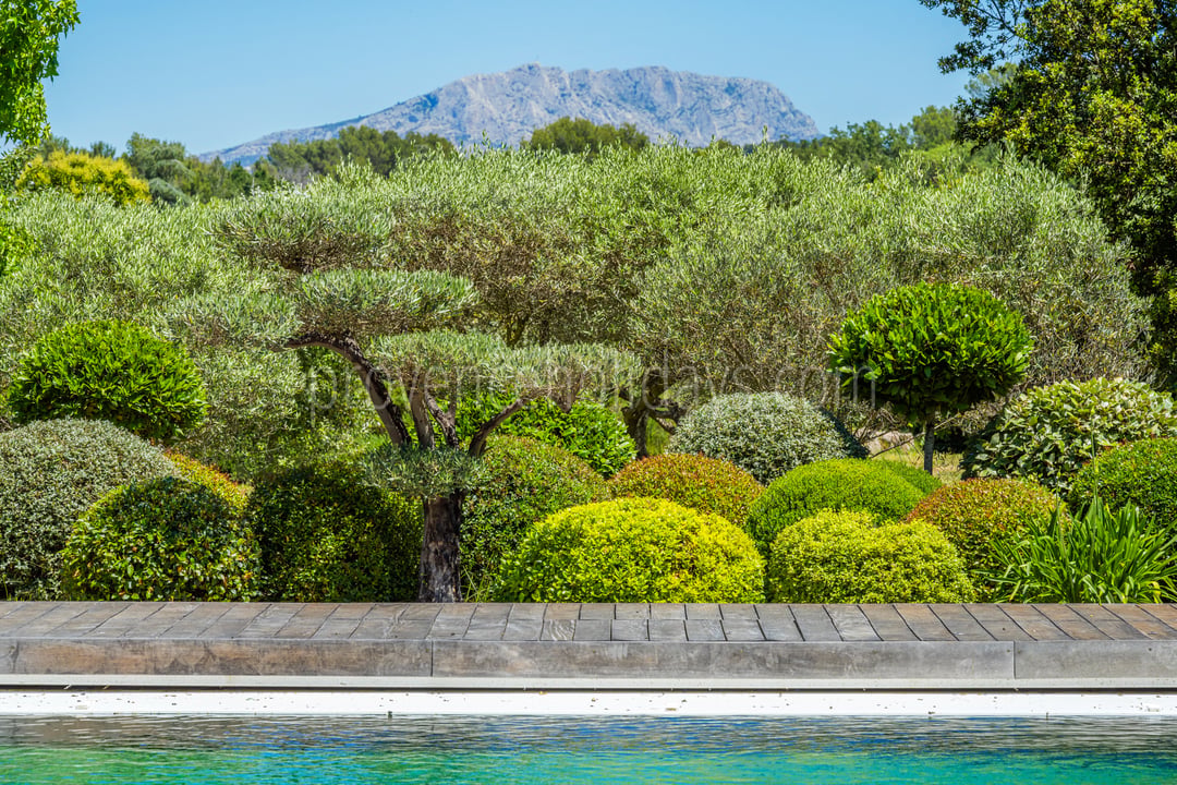 4 - Horizon Sainte-Victoire: Villa: Exterior