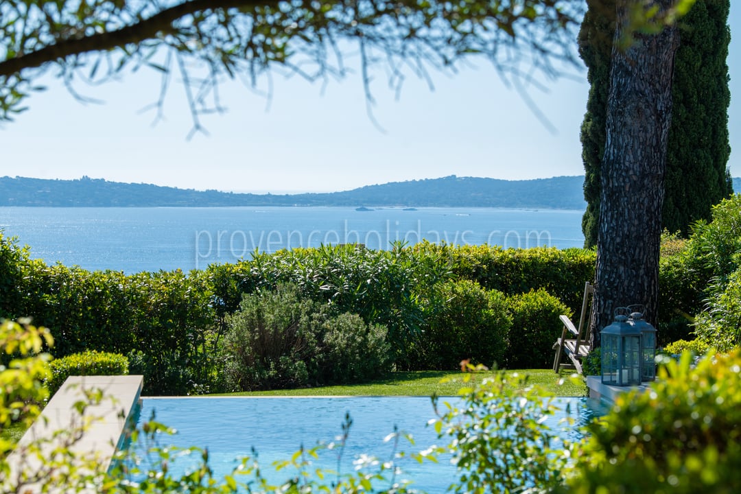 -1 - Villa Blue: Villa: Pool