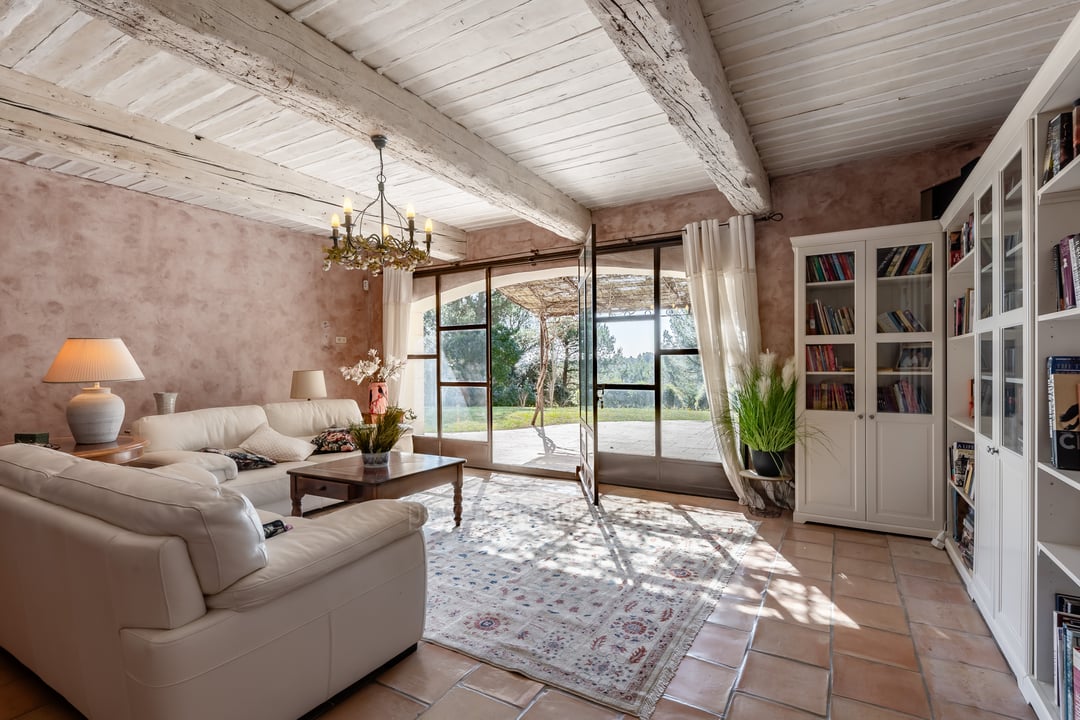 10 - Mas Horizon: Villa: Interior