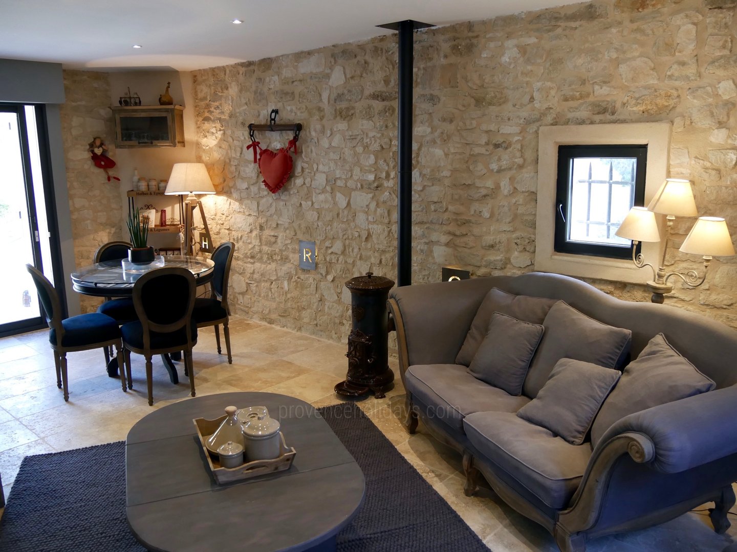 24 - La Roque sur Pernes: Villa: Interior - Salon - Annexe