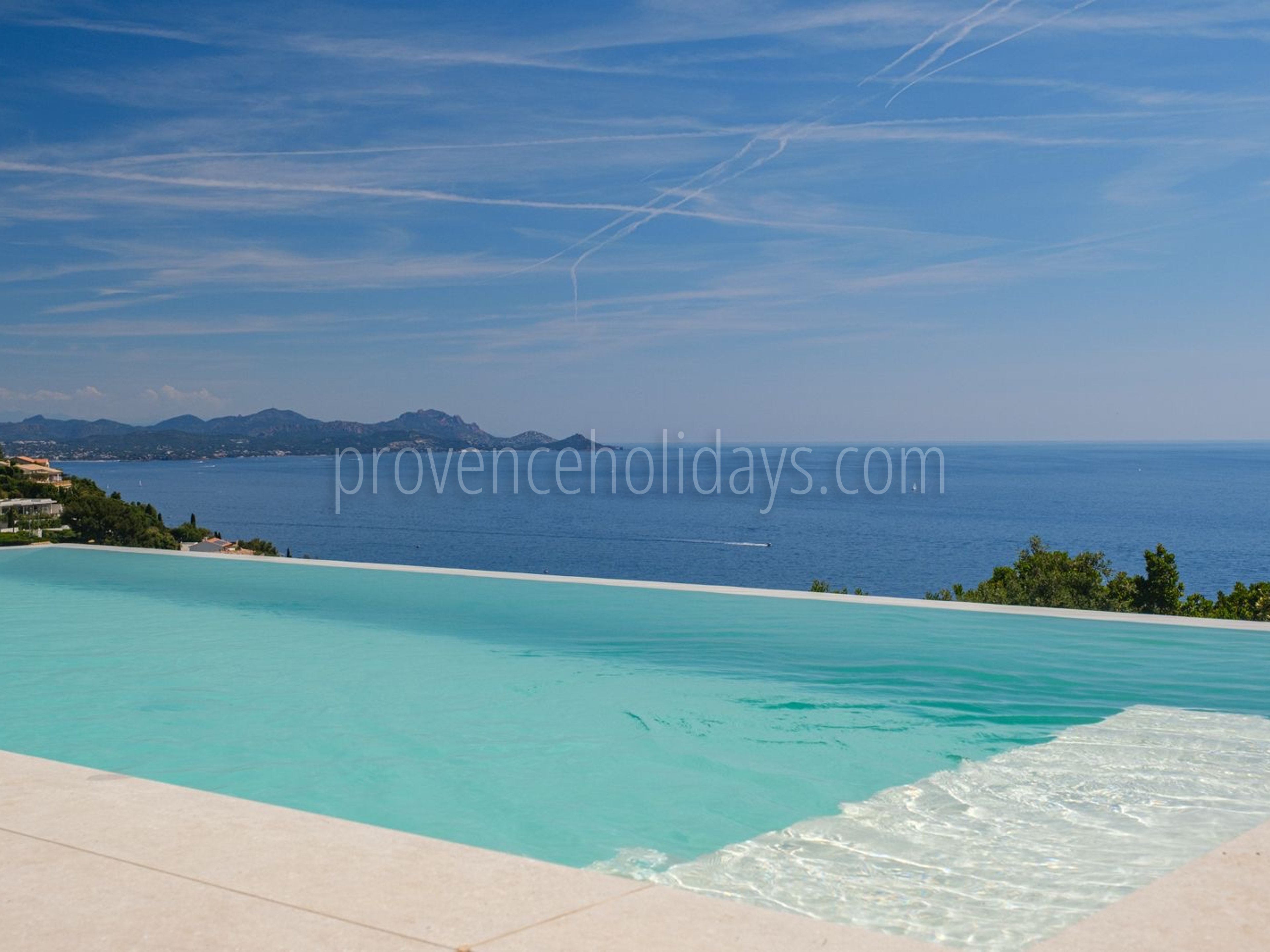 22 - Villa Riviera: Villa: Pool