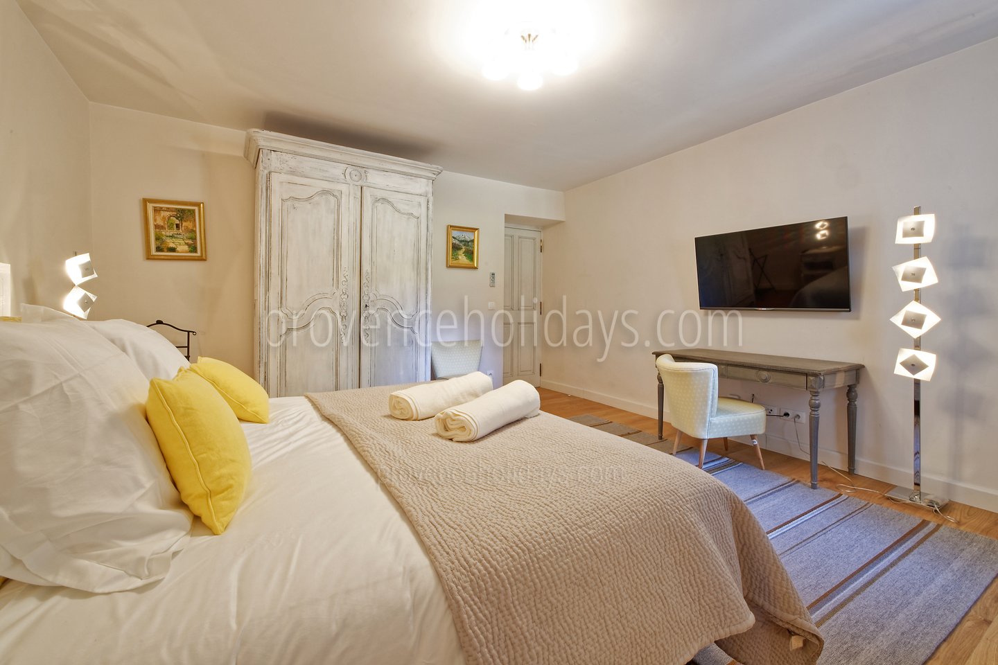 52 - Villa Garrigue: Villa: Bedroom