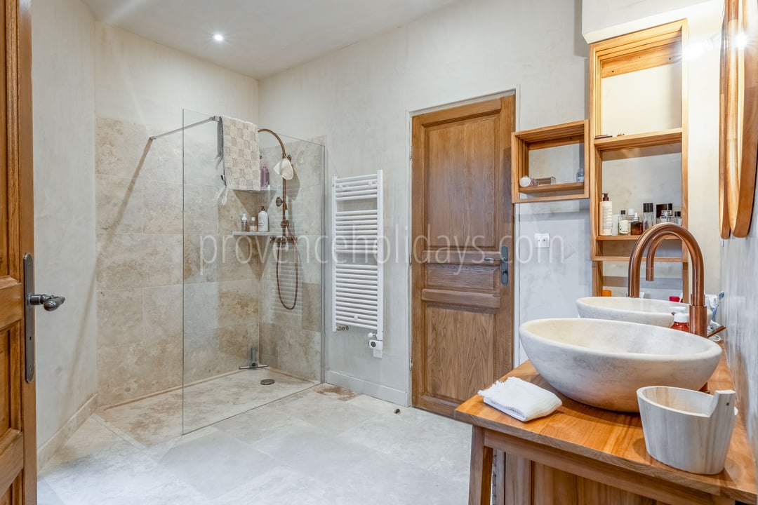 19 - Domaine des Lys: Villa: Bathroom