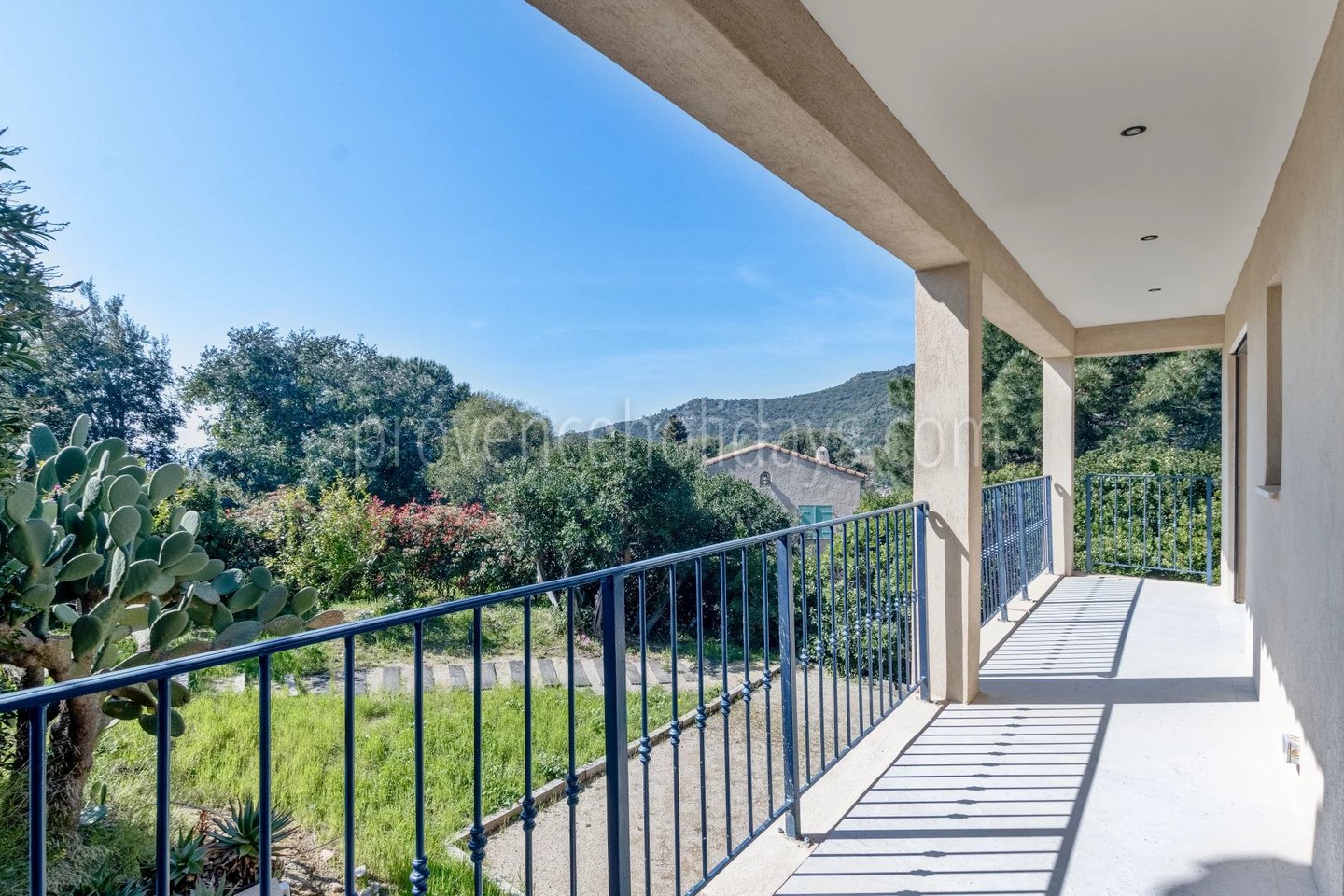 Gerenoveerde villa in Rayol-Canadel-sur-Mer - 26