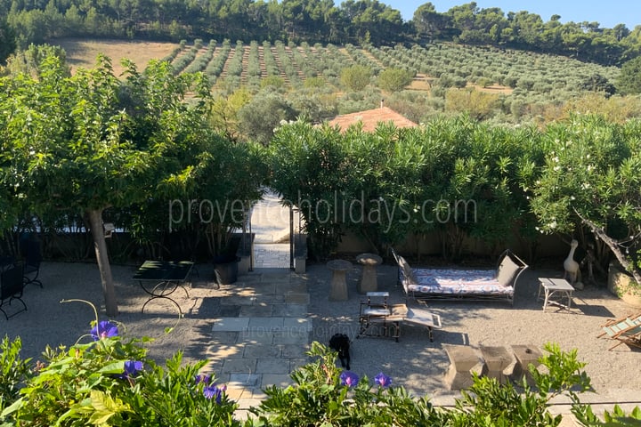 Holiday rental in the Alpilles in Provence