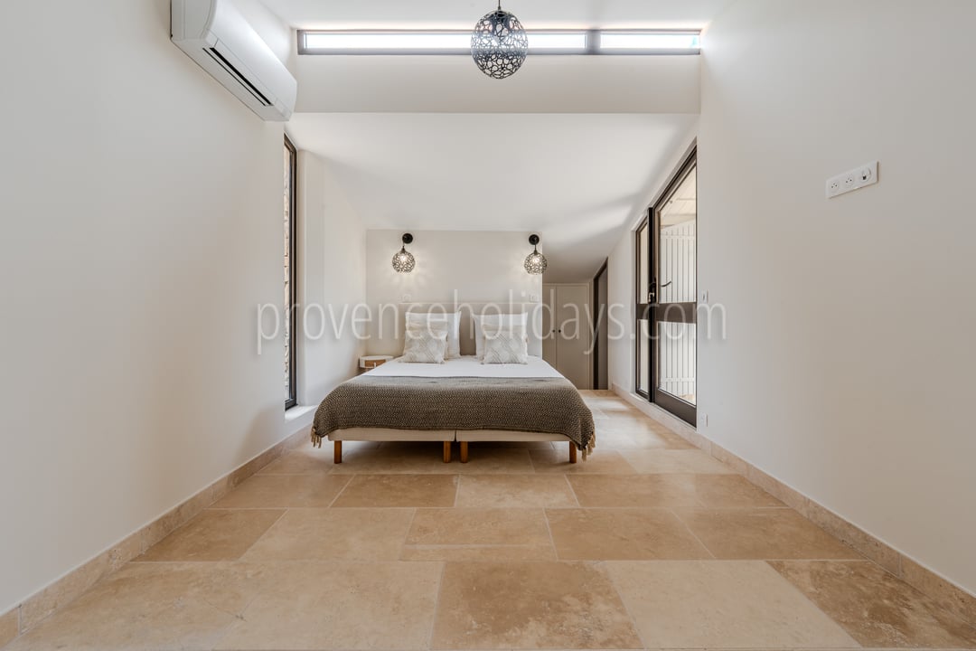 22 - Mas de la Rivière Secrète: Villa: Bedroom 1