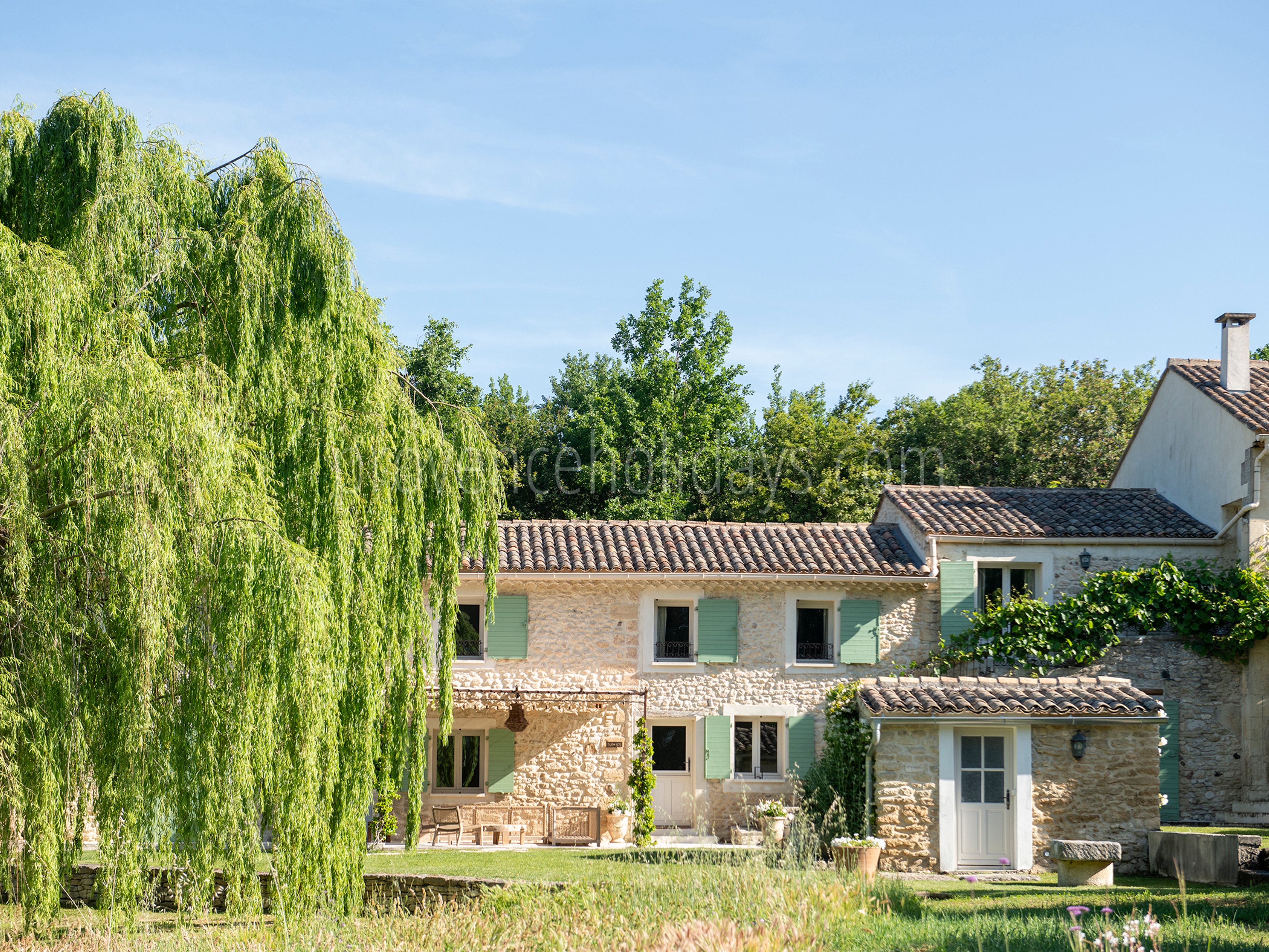 -1 - Mas du Carlet: Villa: Exterior