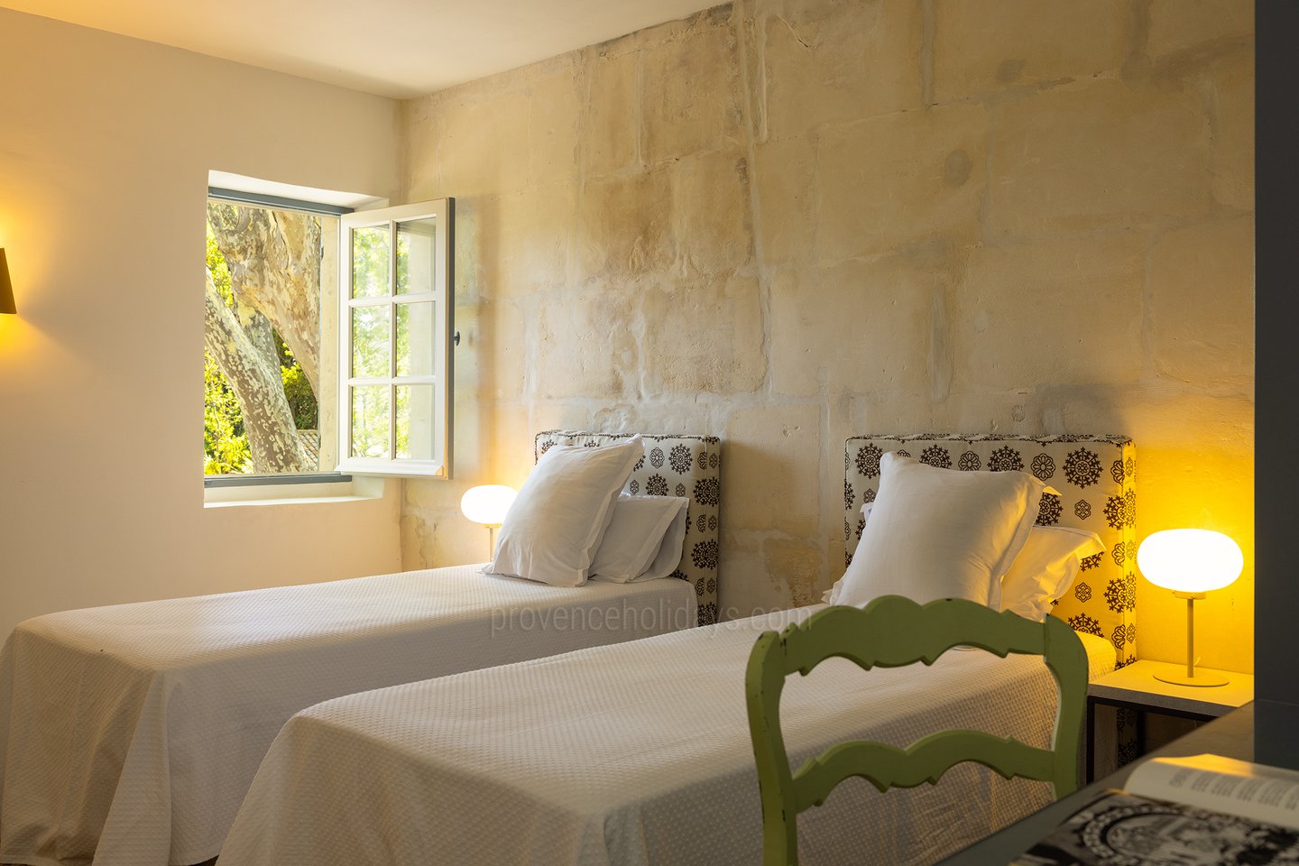 43 - Bastide Mouriès: Villa: Bedroom