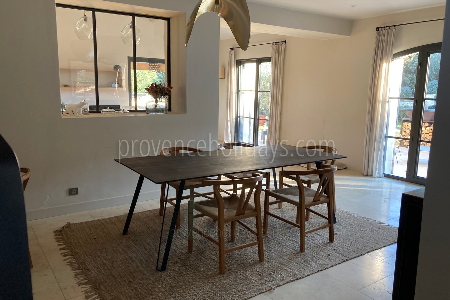 29 - Le Mas Provençal: Villa: Interior