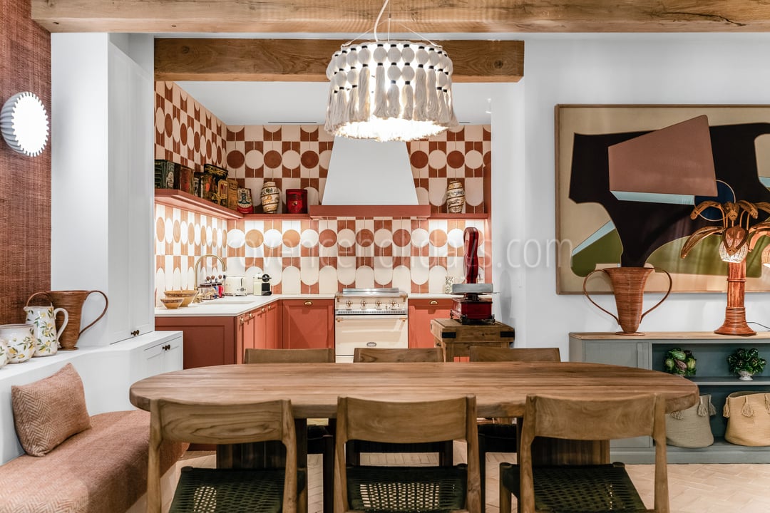 27 - La Tropézienne: Villa: Interior