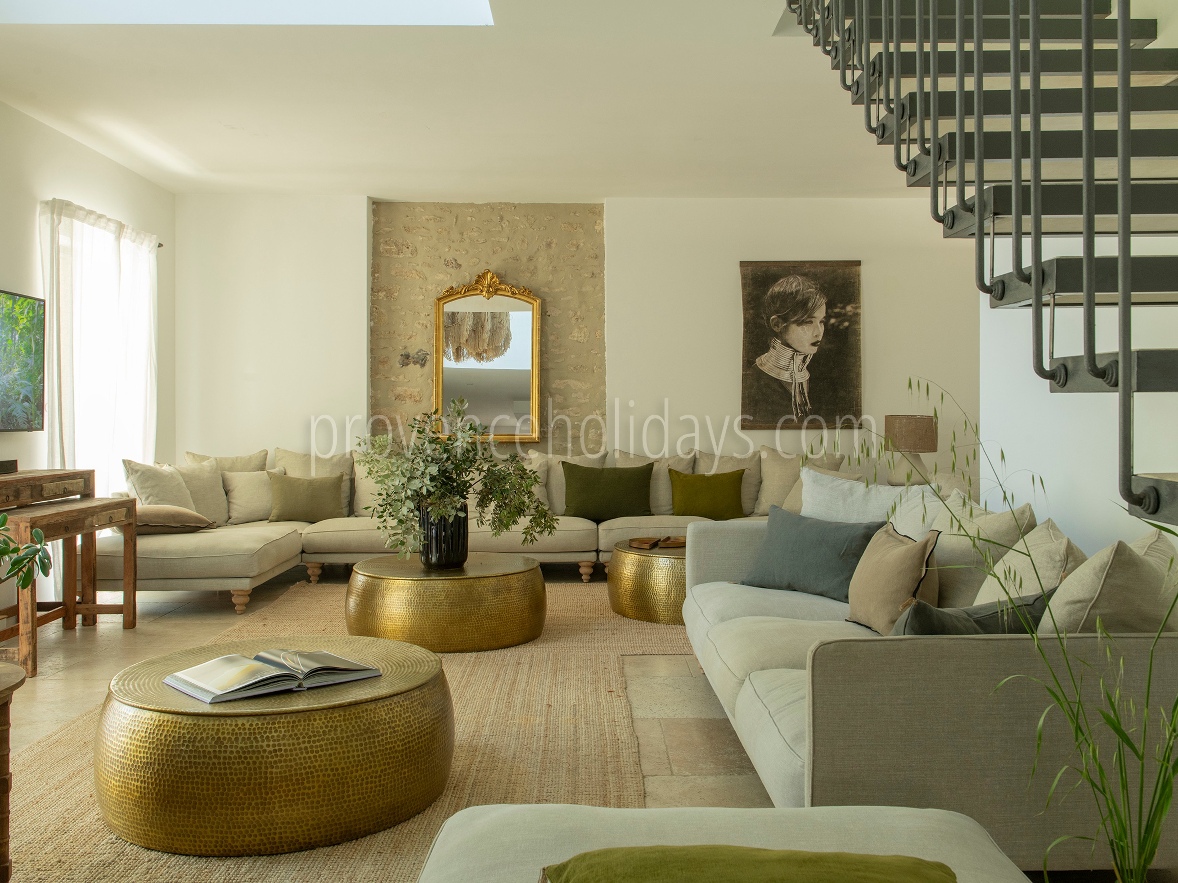 121 - Mas du Carlet: Villa: Interior