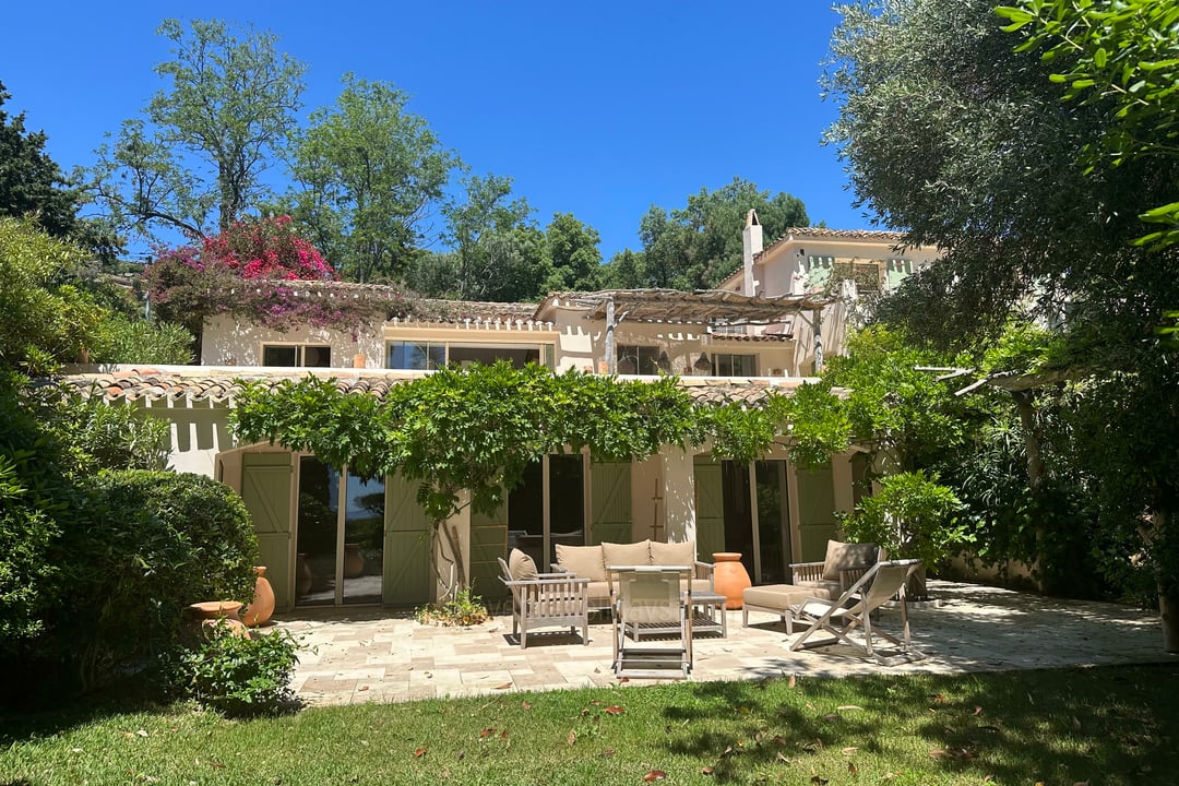 19 - Villa Luna: Villa: Exterior