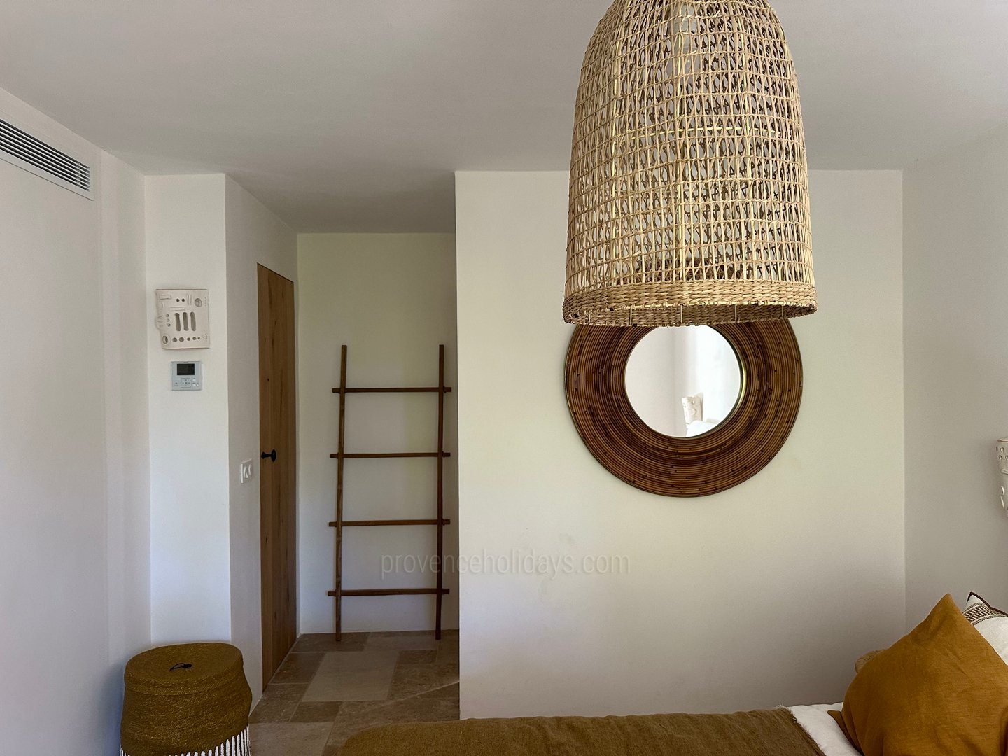 11 - Villa Luna: Villa: Bedroom