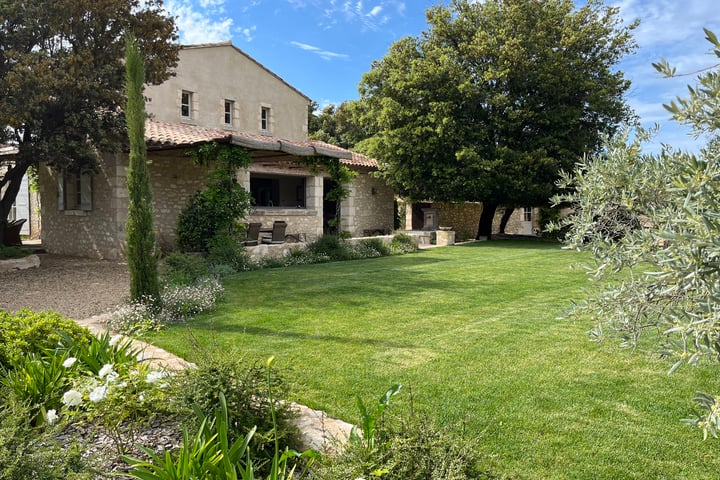 48 - Mas Eygalières: Villa: Exterior