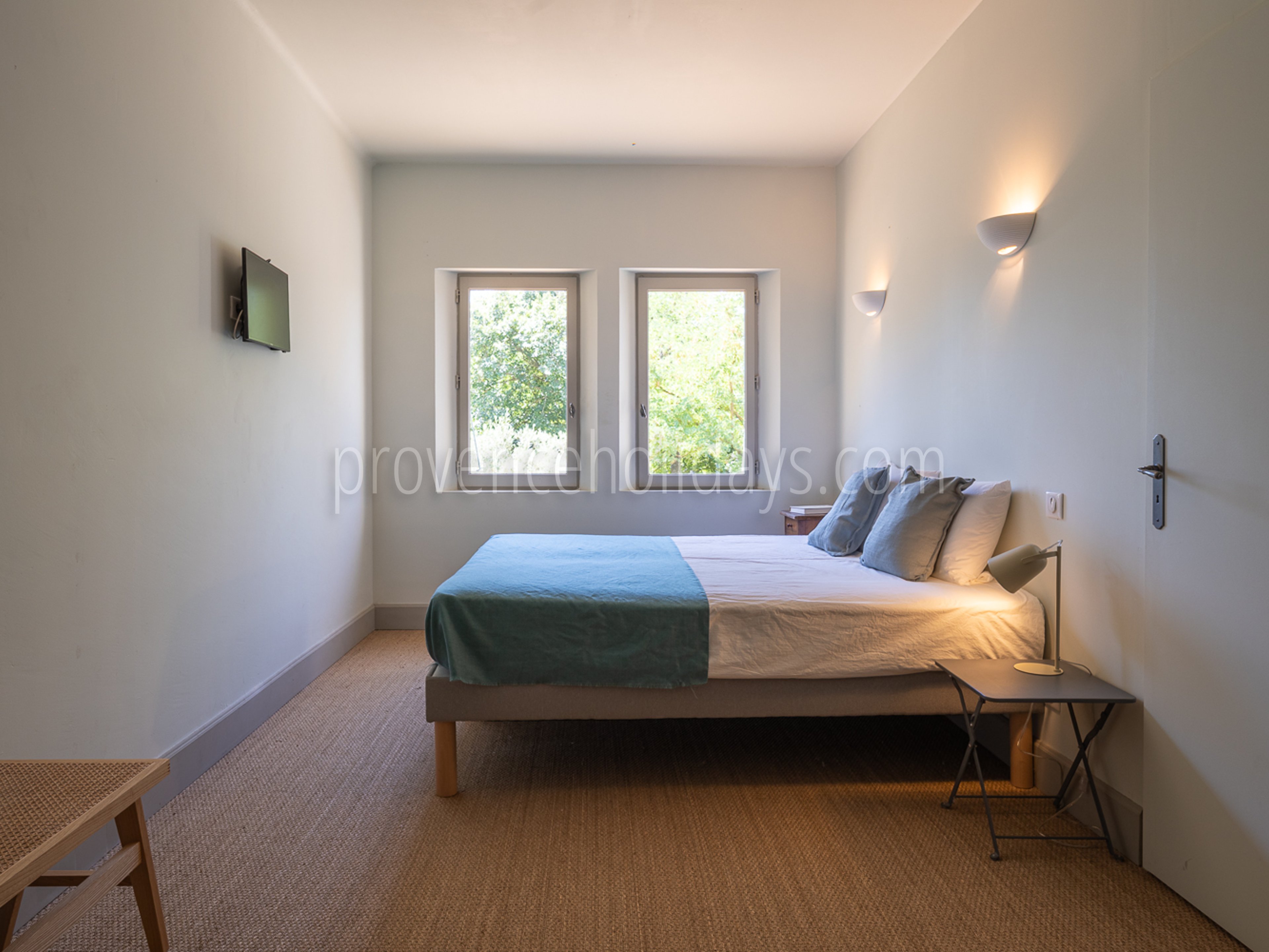 8 - Mas du Lierre: Villa: Bedroom