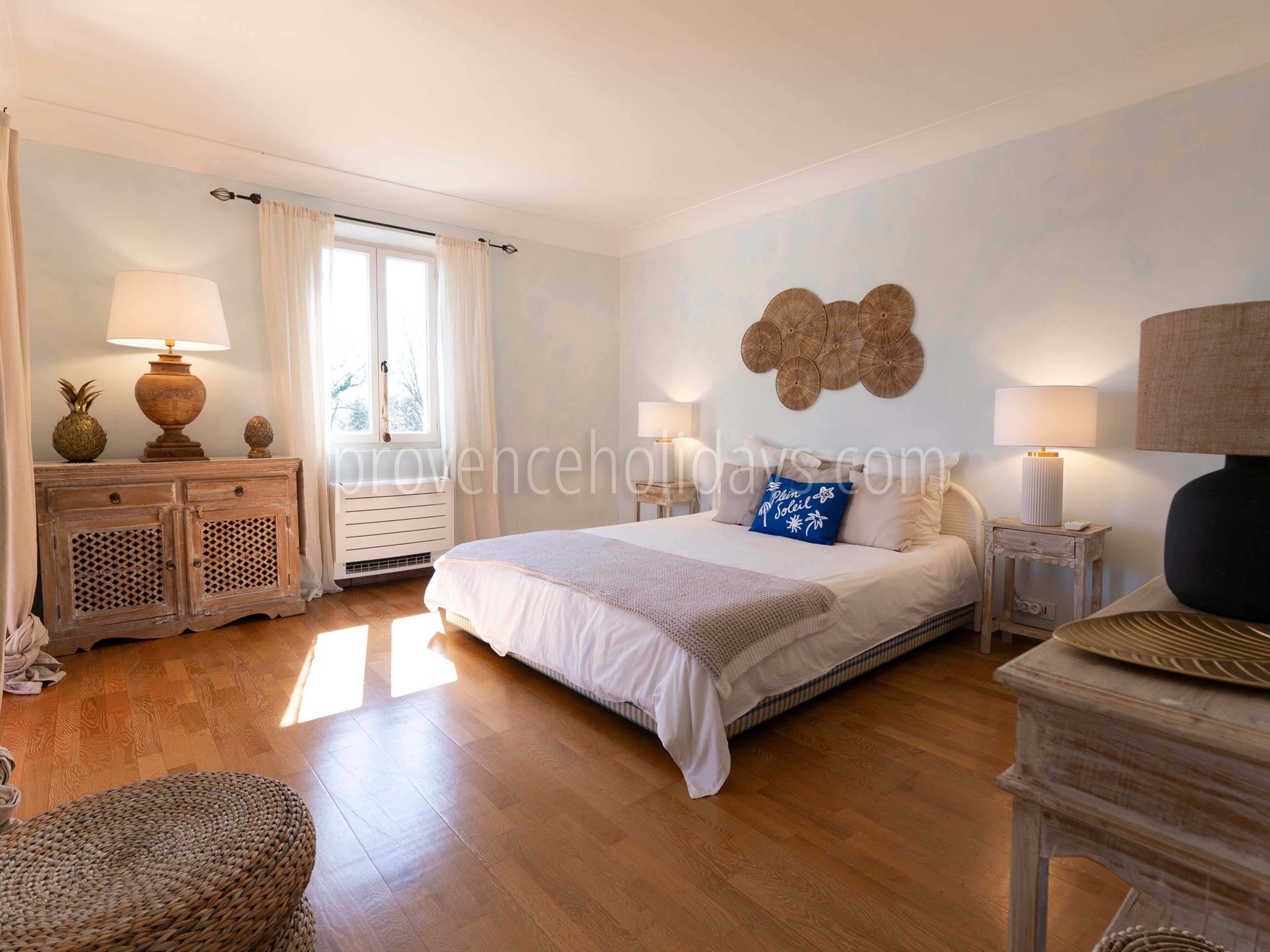 5 - Villa Bella: Villa: Bedroom