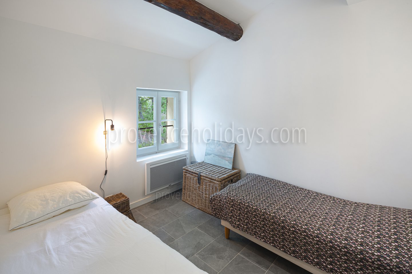 30 - Mas des Ocres: Villa: Bedroom
