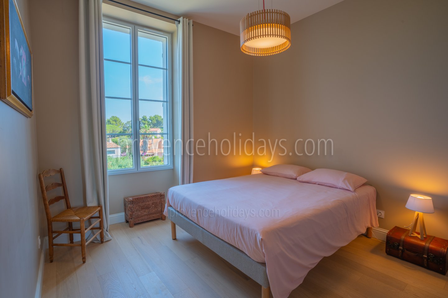 26 - Bastidon: Villa: Bedroom