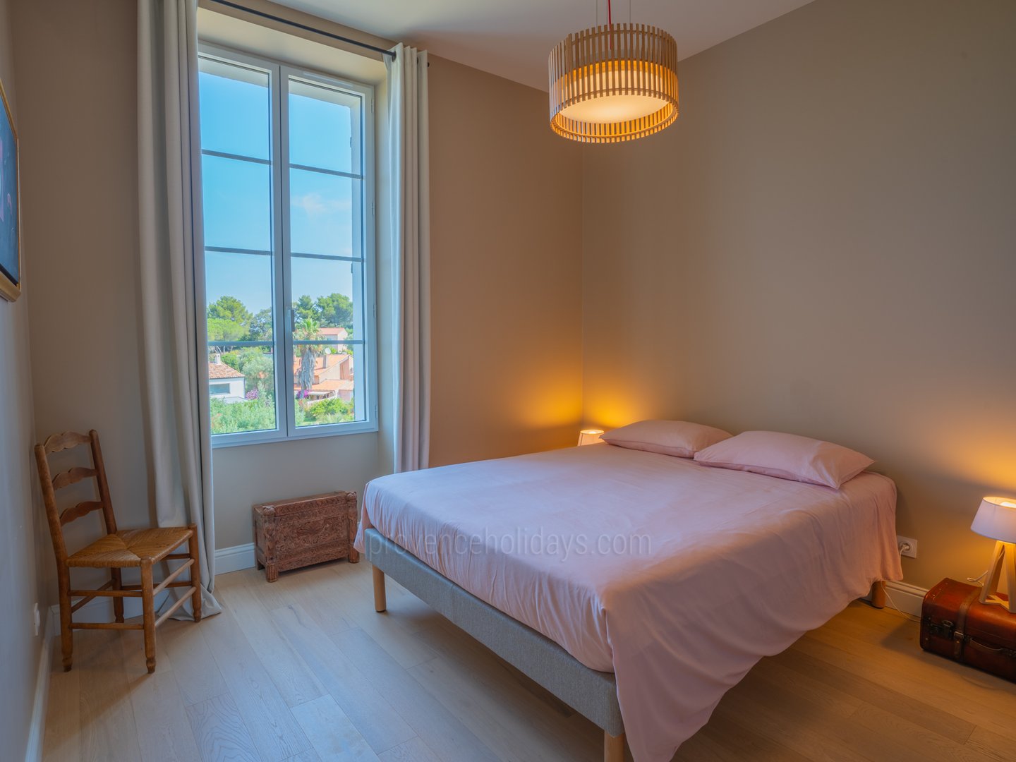 26 - Bastidon: Villa: Bedroom