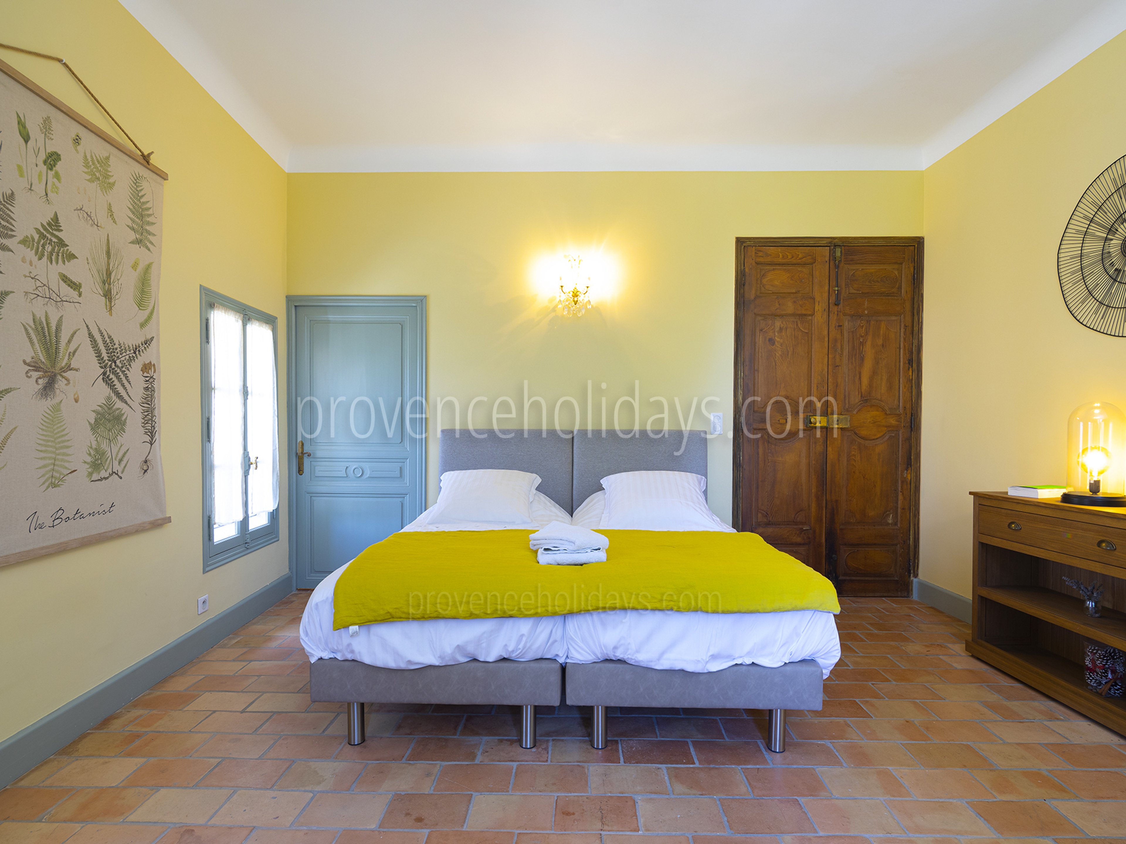 20 - Bastide Valentine: Villa: Bedroom