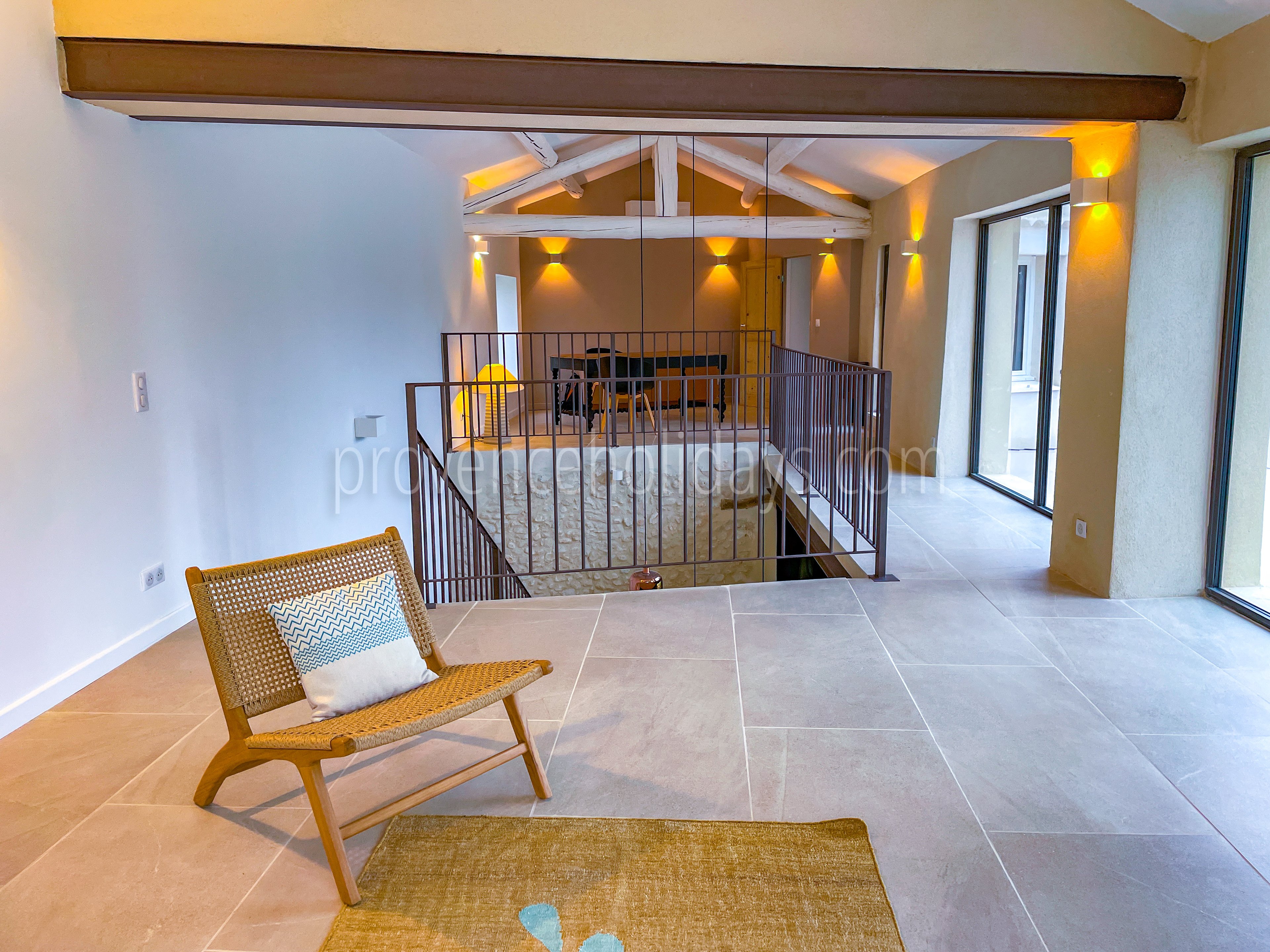 17 - Le Clos des Magnans: Villa: Interior