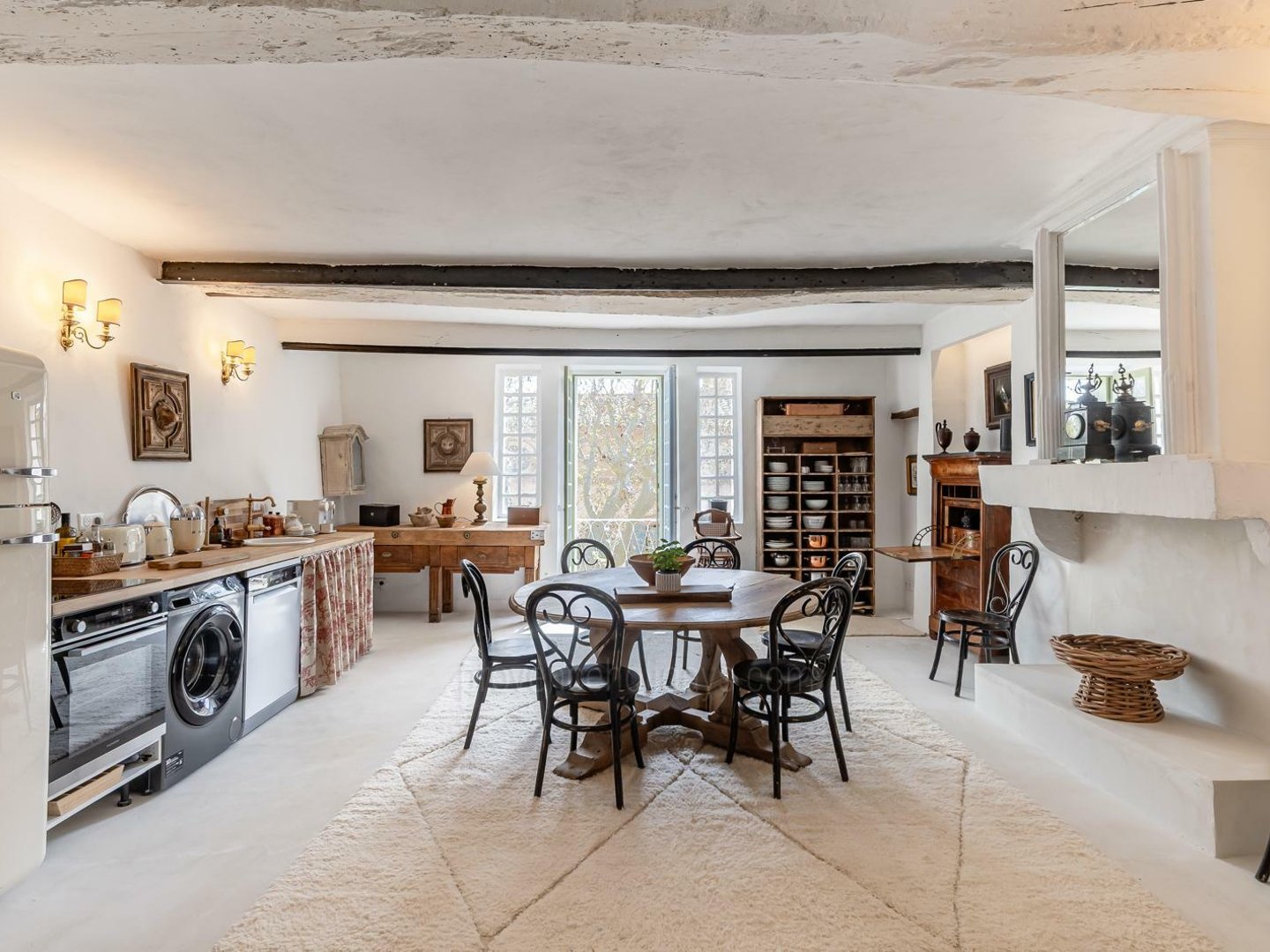 2 - Maison Rochevieille: Villa: Interior