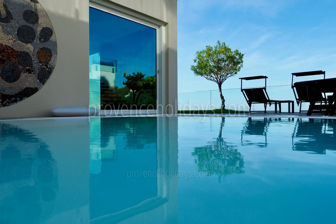 17 - Villa Altamira: Villa: Pool