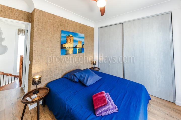22 - Villa Les Pieds Dans L\'eau: Villa: Bedroom