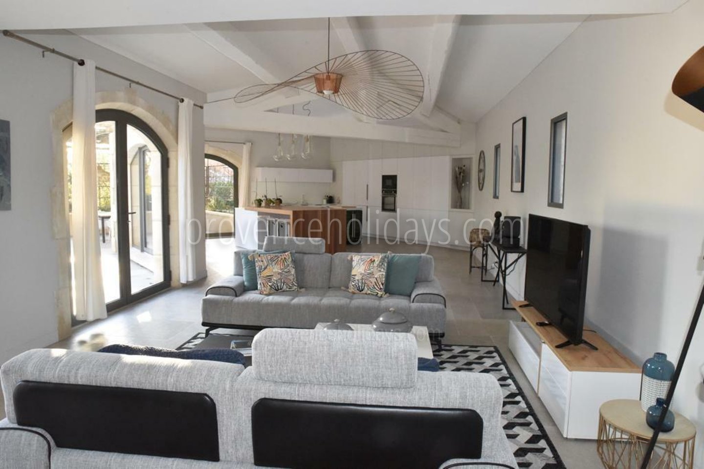 17 - Le Mas des Bories: Villa: Interior