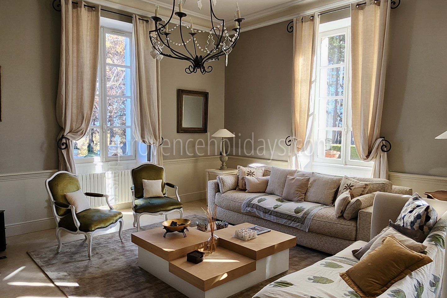 24 - Bastide Lacoste: Villa: Interior