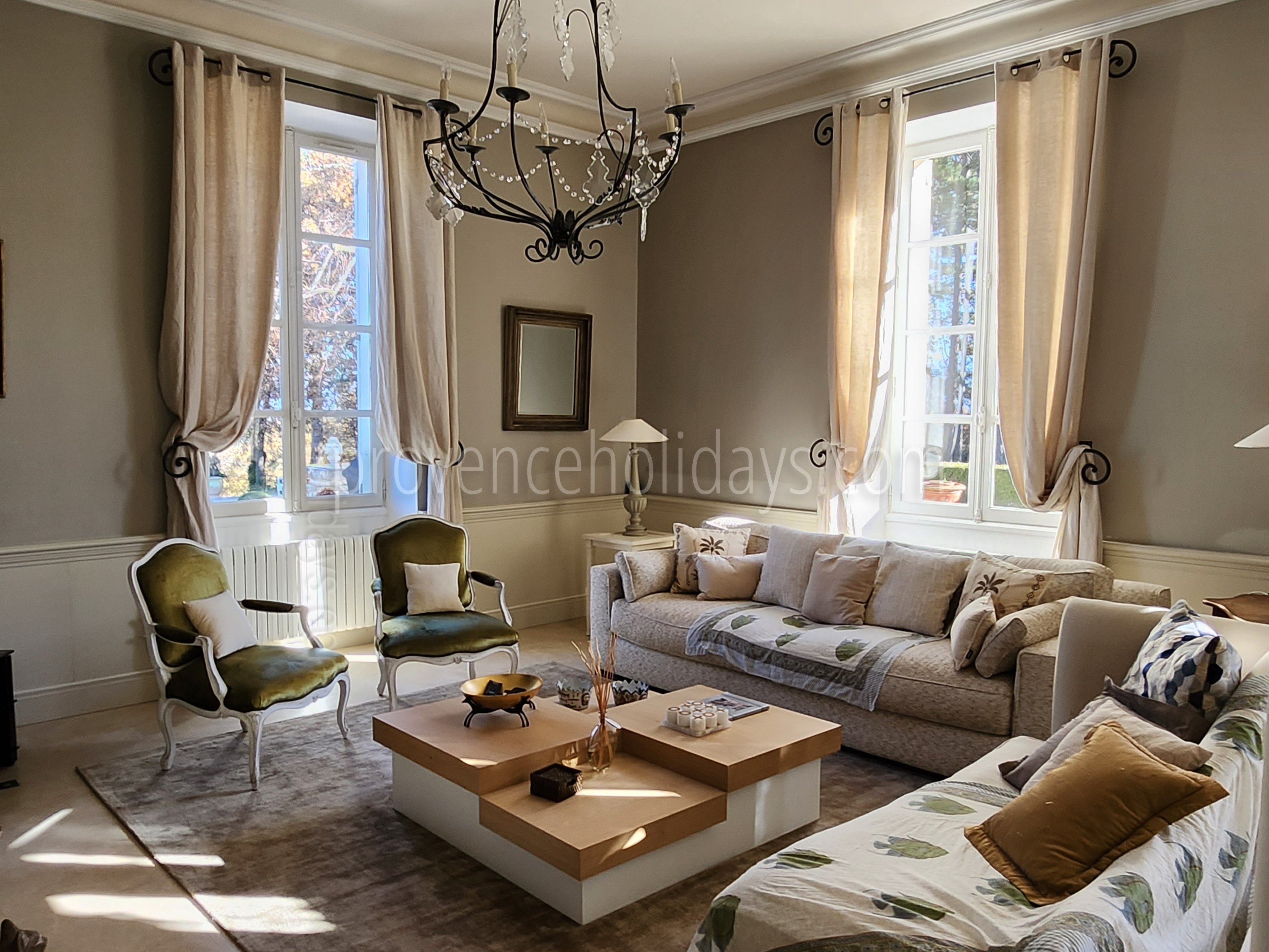 24 - Bastide Lacoste: Villa: Interior