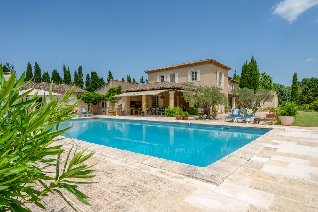 14 - Mas des Trois Cyprès: Villa: Pool