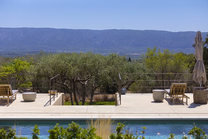 Holiday villa in Gordes, The Luberon