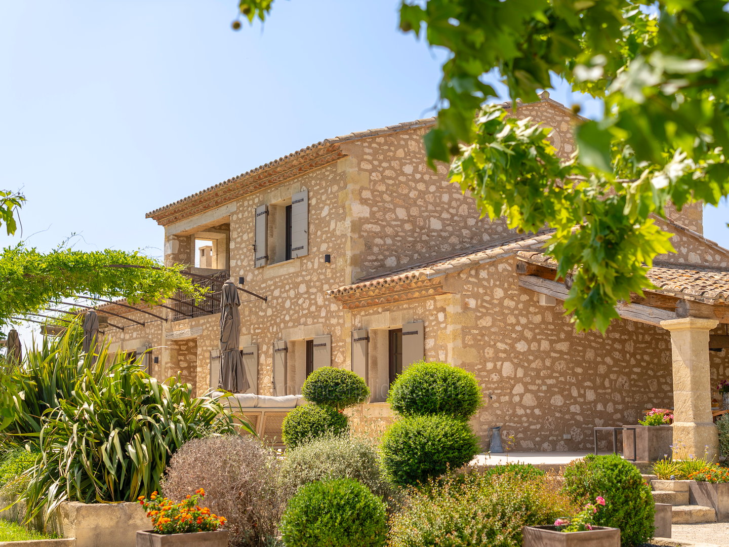 18 - Mas du Temps Suspendu: Villa: Exterior