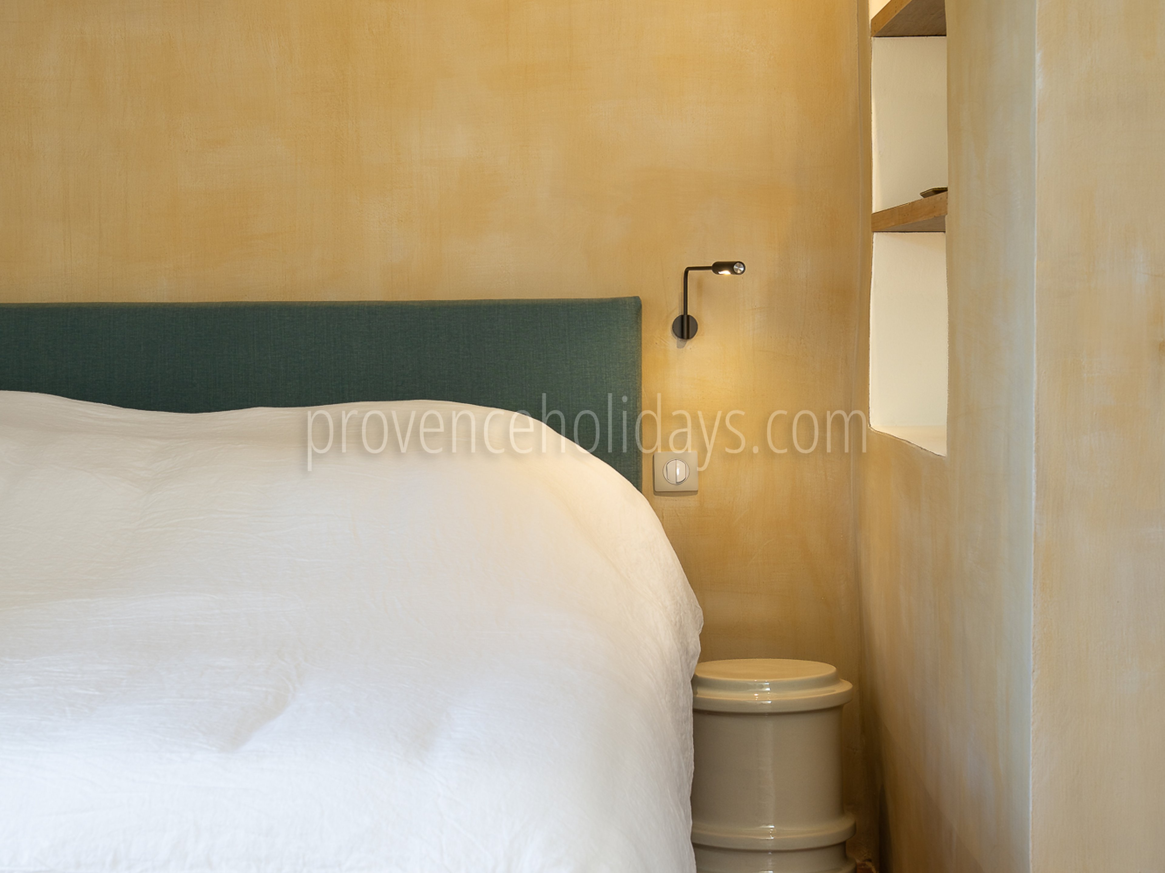 65 - Mas des Cascades: Villa: Bedroom
