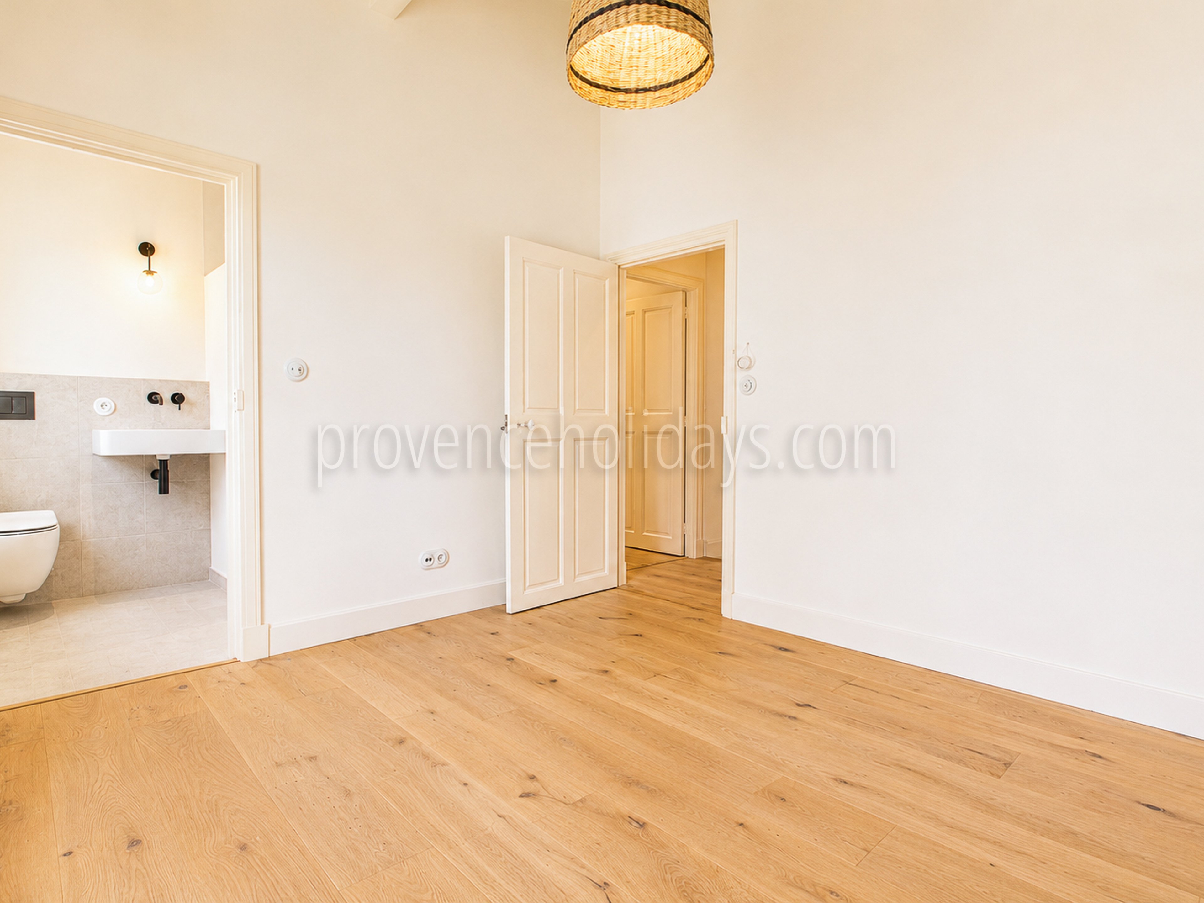 20 - Renoviertes Dorfhaus in Maussane-les-Alpilles: Villa: Bedroom