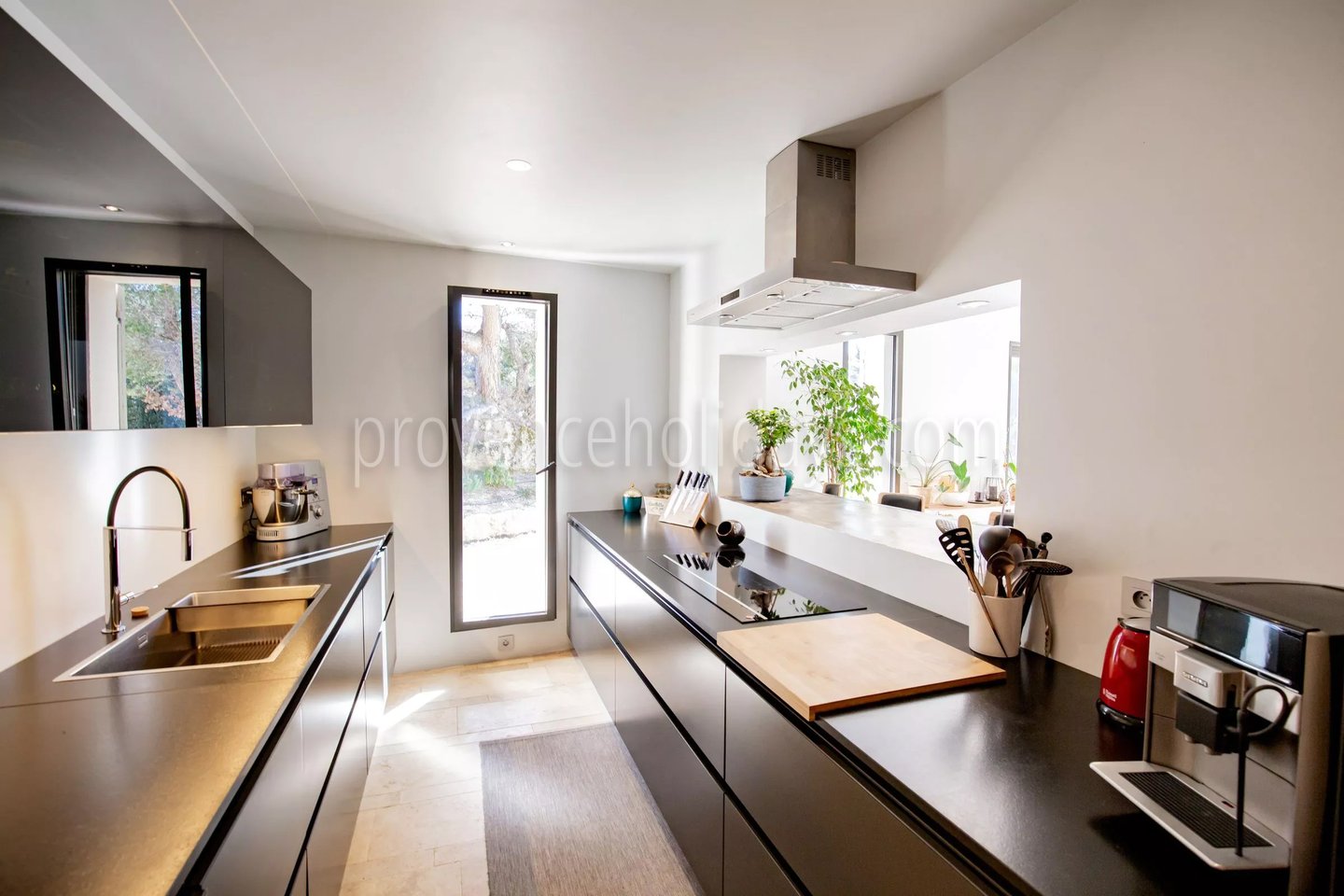 8 - Le Domaine de L\'Or Vert: Villa: Interior