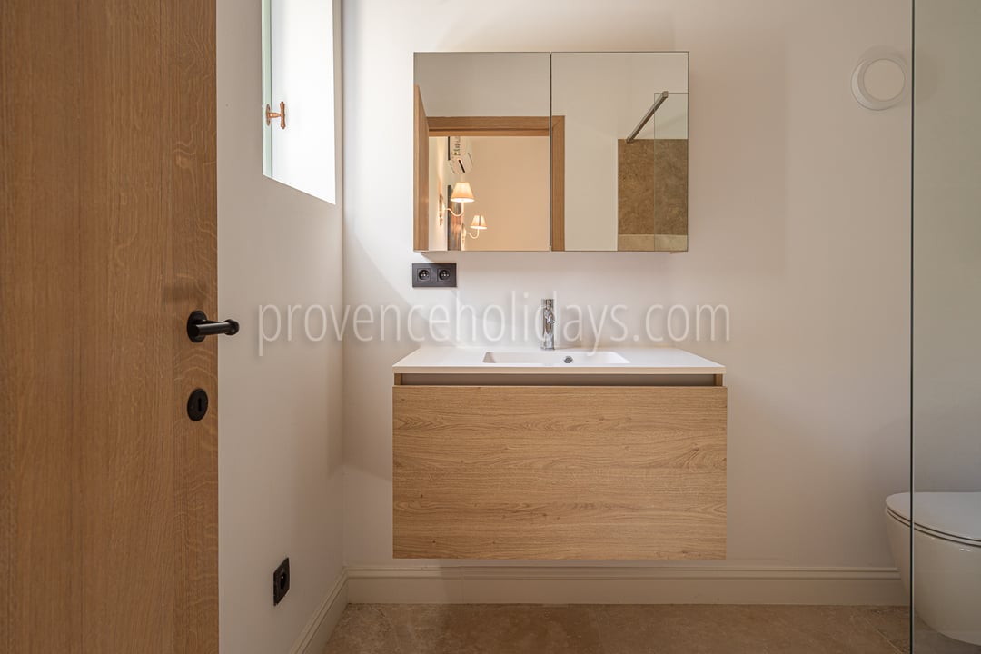 15 - Villa Eynaz: Villa: Bathroom