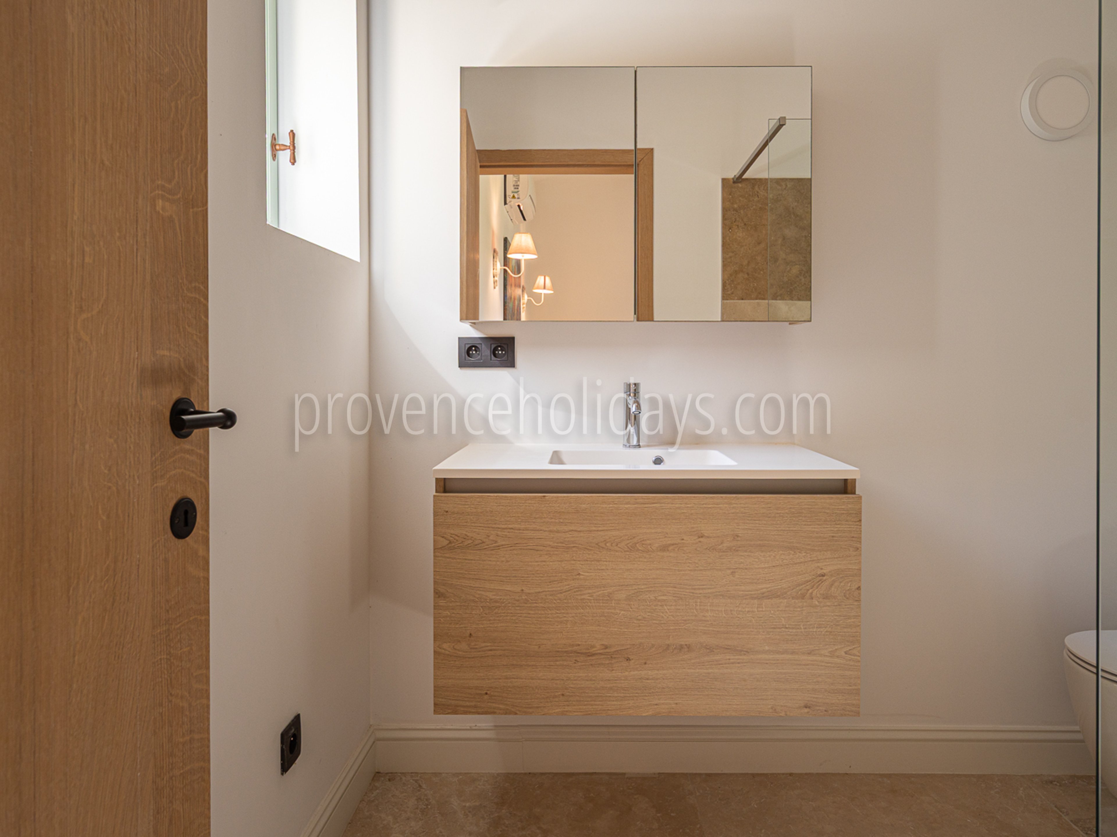 15 - Villa Eynaz: Villa: Bathroom