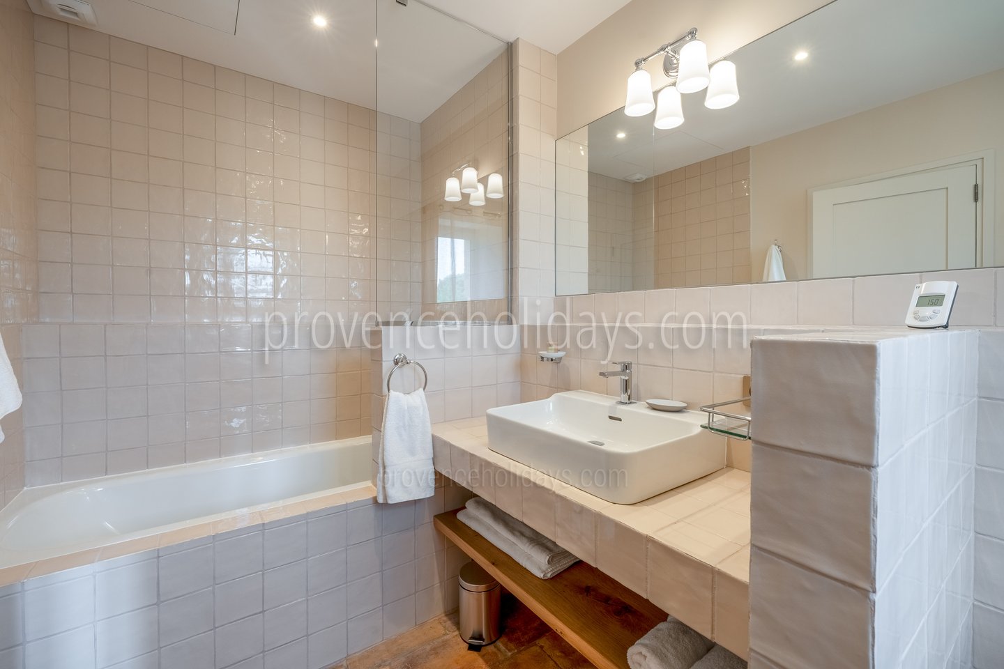 38 - Maison du Berger: Villa: Bathroom 3