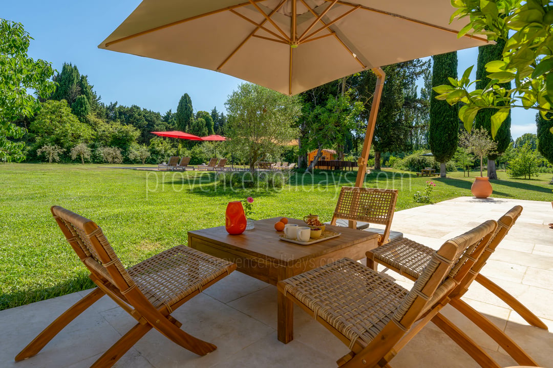 15 - Villa Romarin: Villa: Exterior
