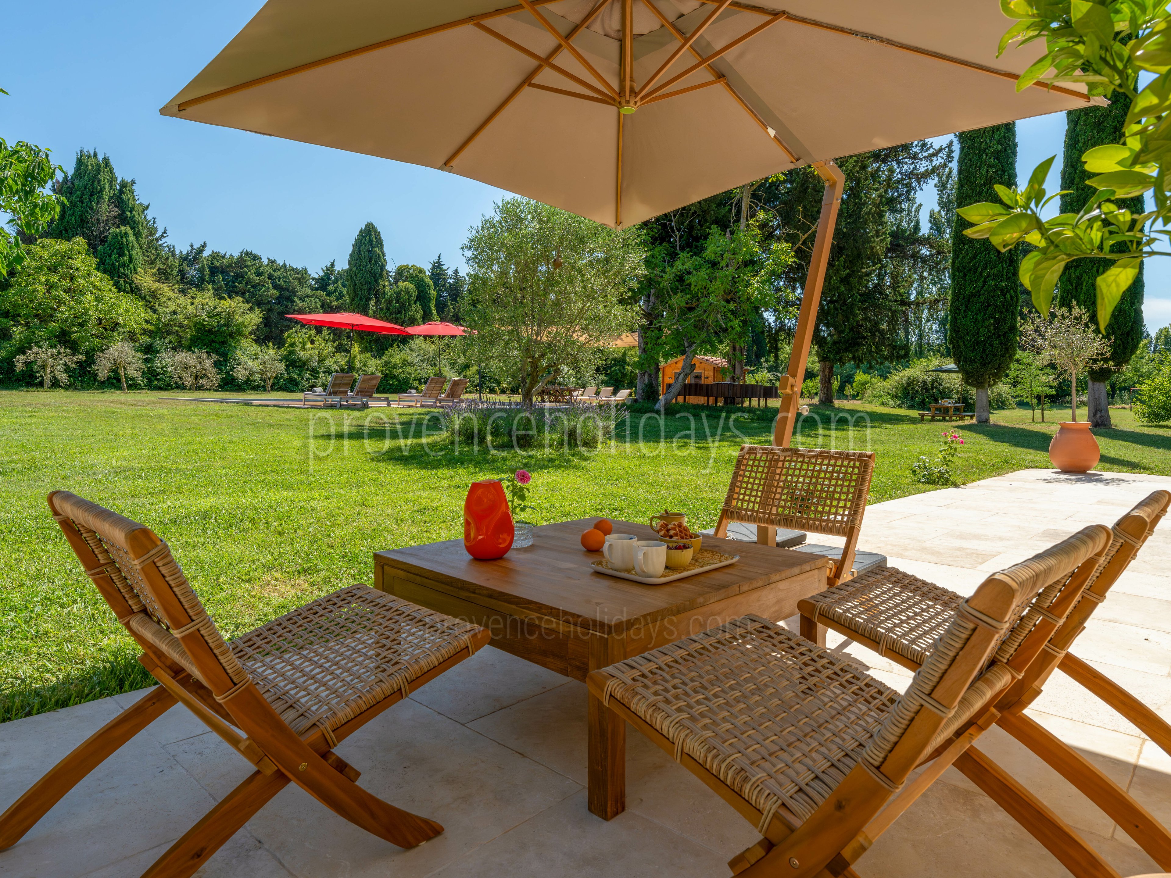 15 - Villa Romarin: Villa: Exterior