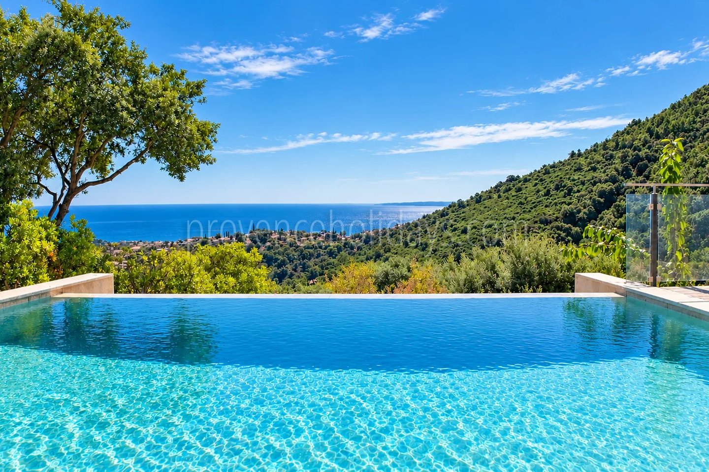 1 - Hedendaagse villa in Cavalaire-sur-Mer: Villa: Pool