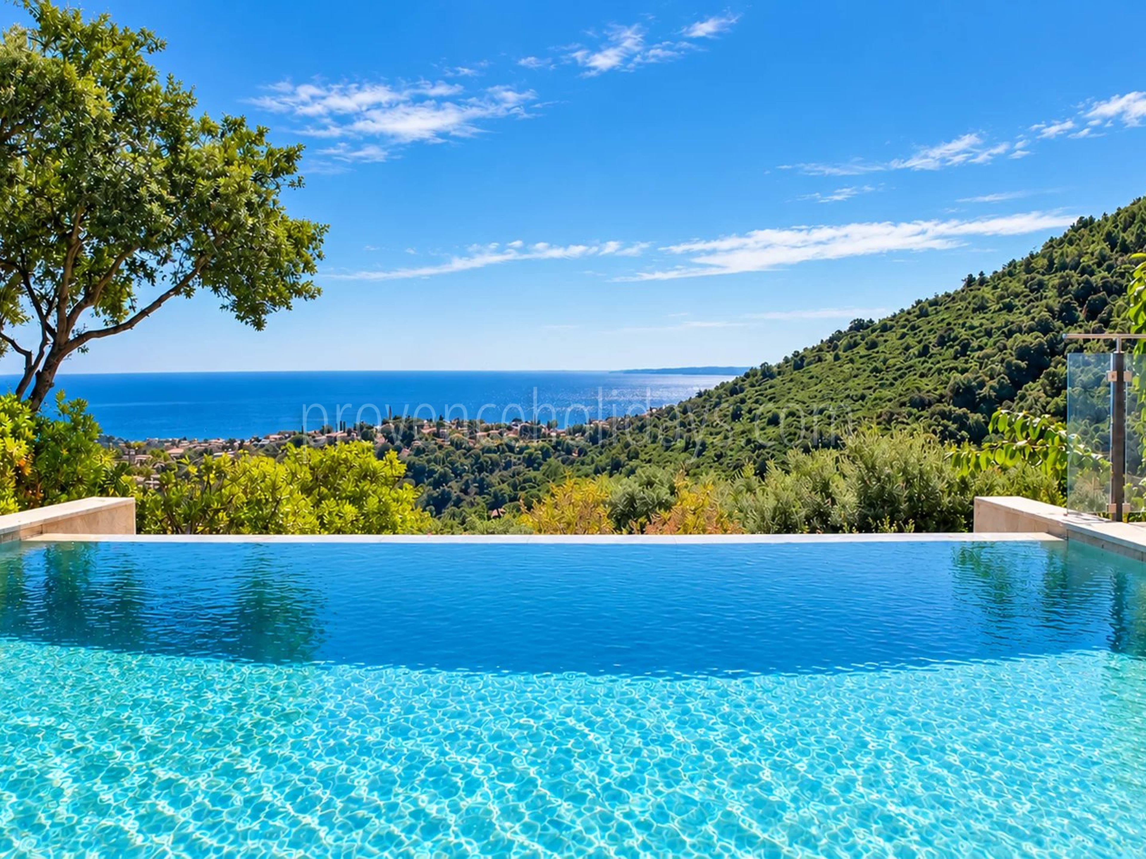 1 - Hedendaagse villa in Cavalaire-sur-Mer: Villa: Pool