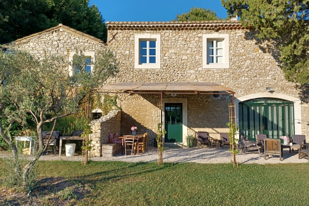 7 - Mas du Vaucluse: Villa: Exterior