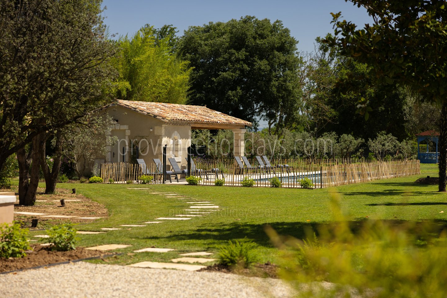 18 - Le Mas Seren: Villa: Exterior