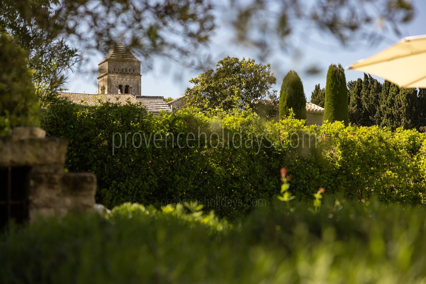 24 - Le Mazet Saint Paul: Villa: Exterior