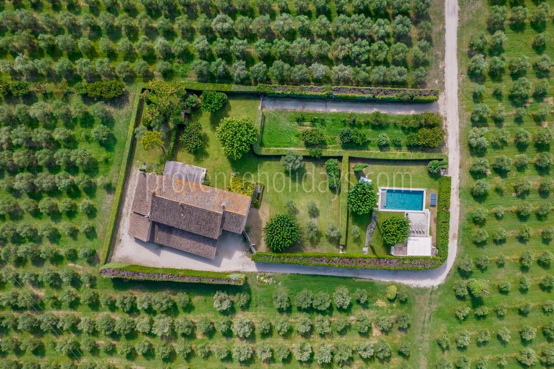 66 - Maison Robion: Villa: Exterior