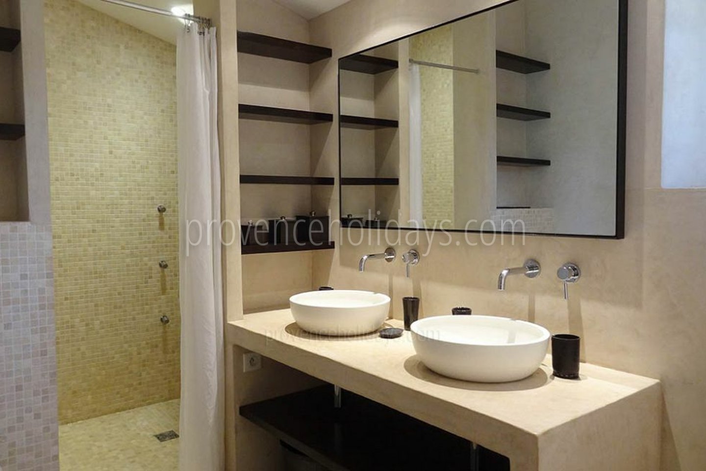 9 - Le Mas aux Gargouilles: Villa: Bathroom