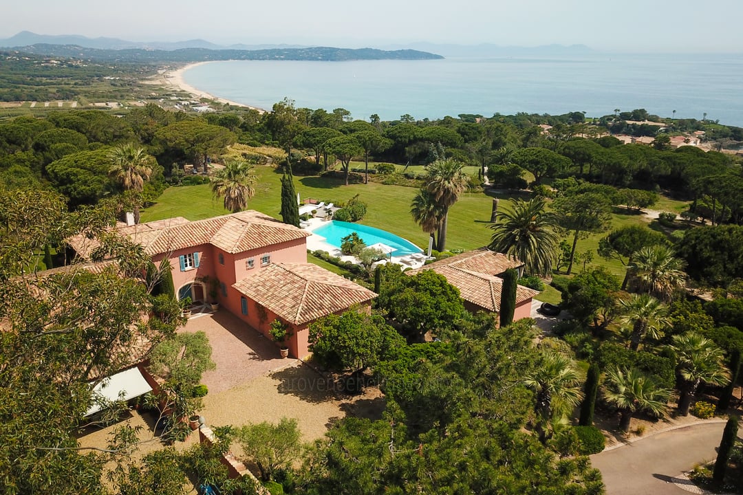 3 - Villa Lili: Villa: Exterior